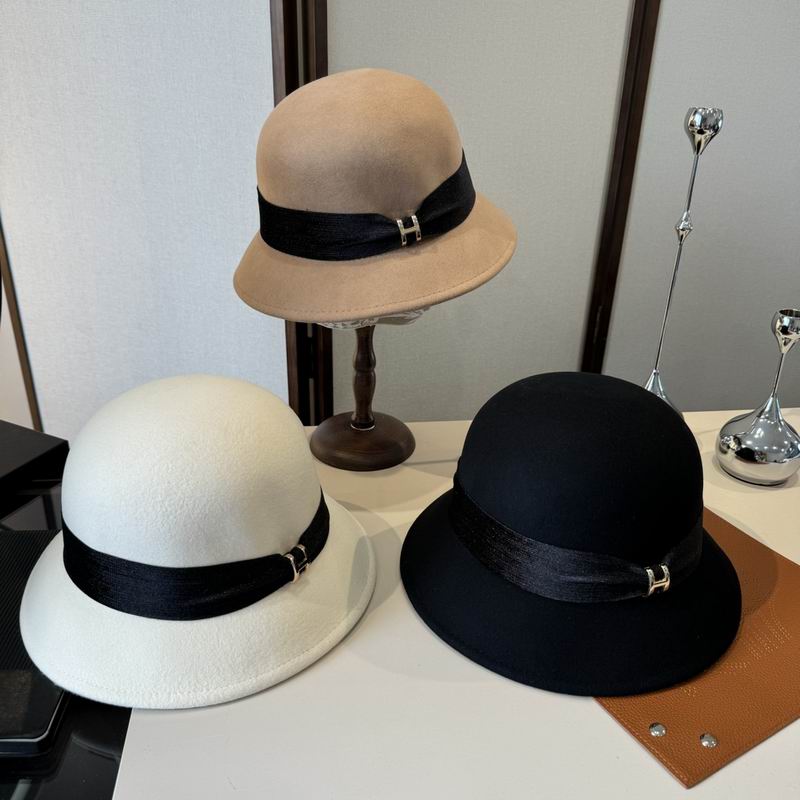 Hermes top hat 090804